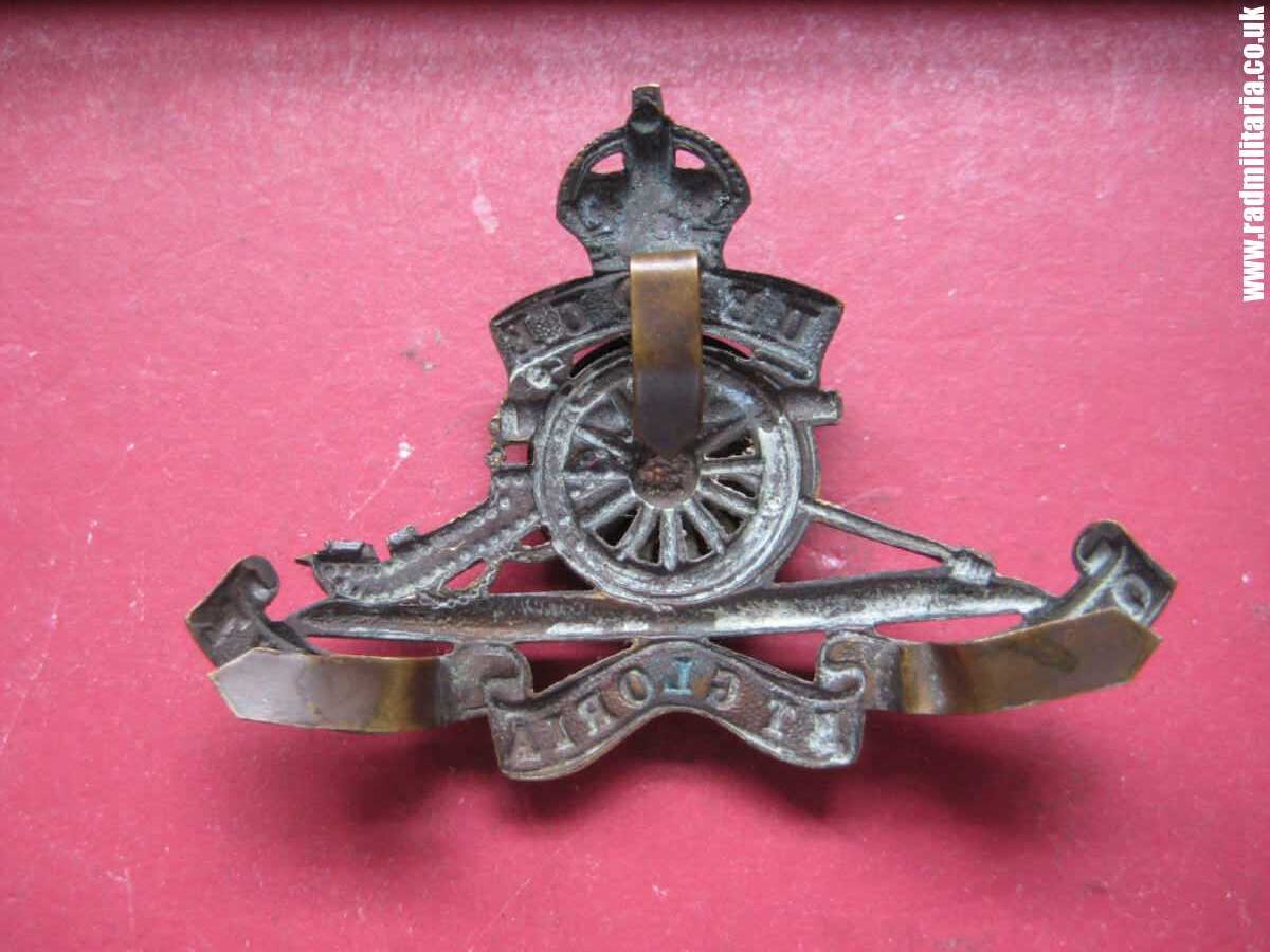 & WW1 original British officers CAP BADGE: Royal Artillery bronze Cap Badge. - Image 15