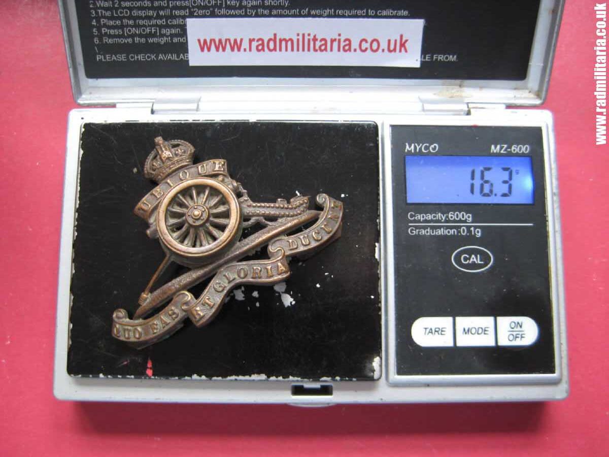 & WW1 original British officers CAP BADGE: Royal Artillery bronze Cap Badge. - Image 7