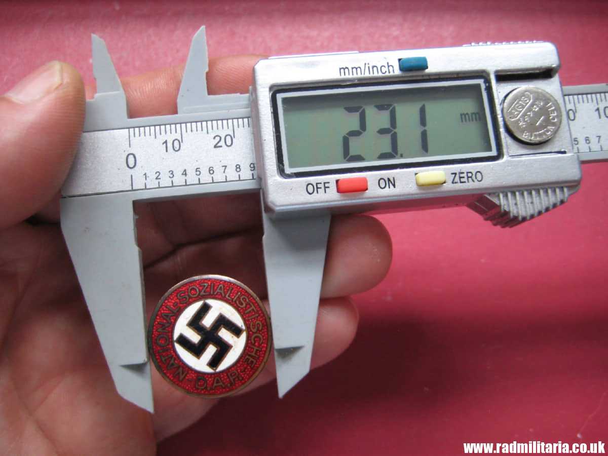 & WW2 original German NSDAP enamel membership BADGE marked: RZM 31 GES. GESCH. good condition. - Image 17