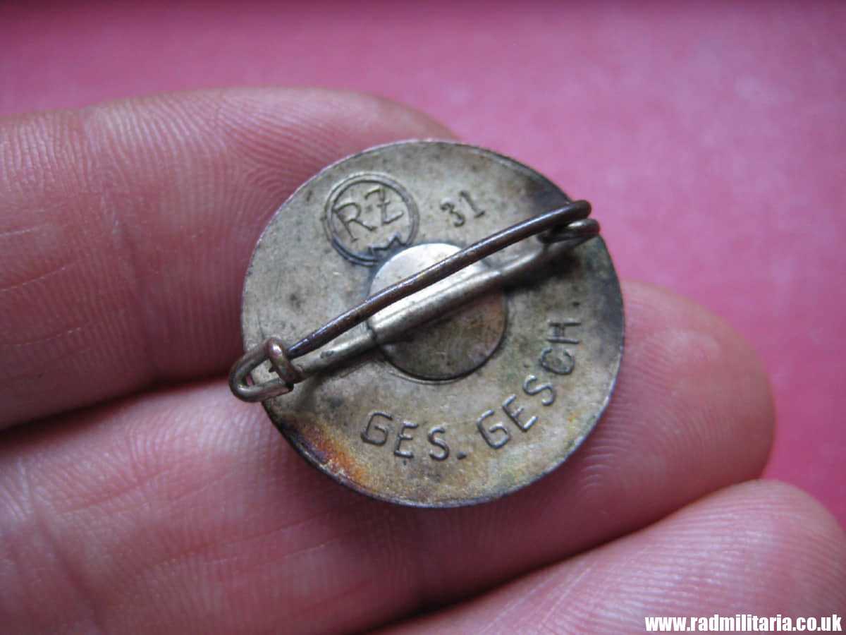 & WW2 original German NSDAP enamel membership BADGE marked: RZM 31 GES. GESCH. good condition. - Image 12