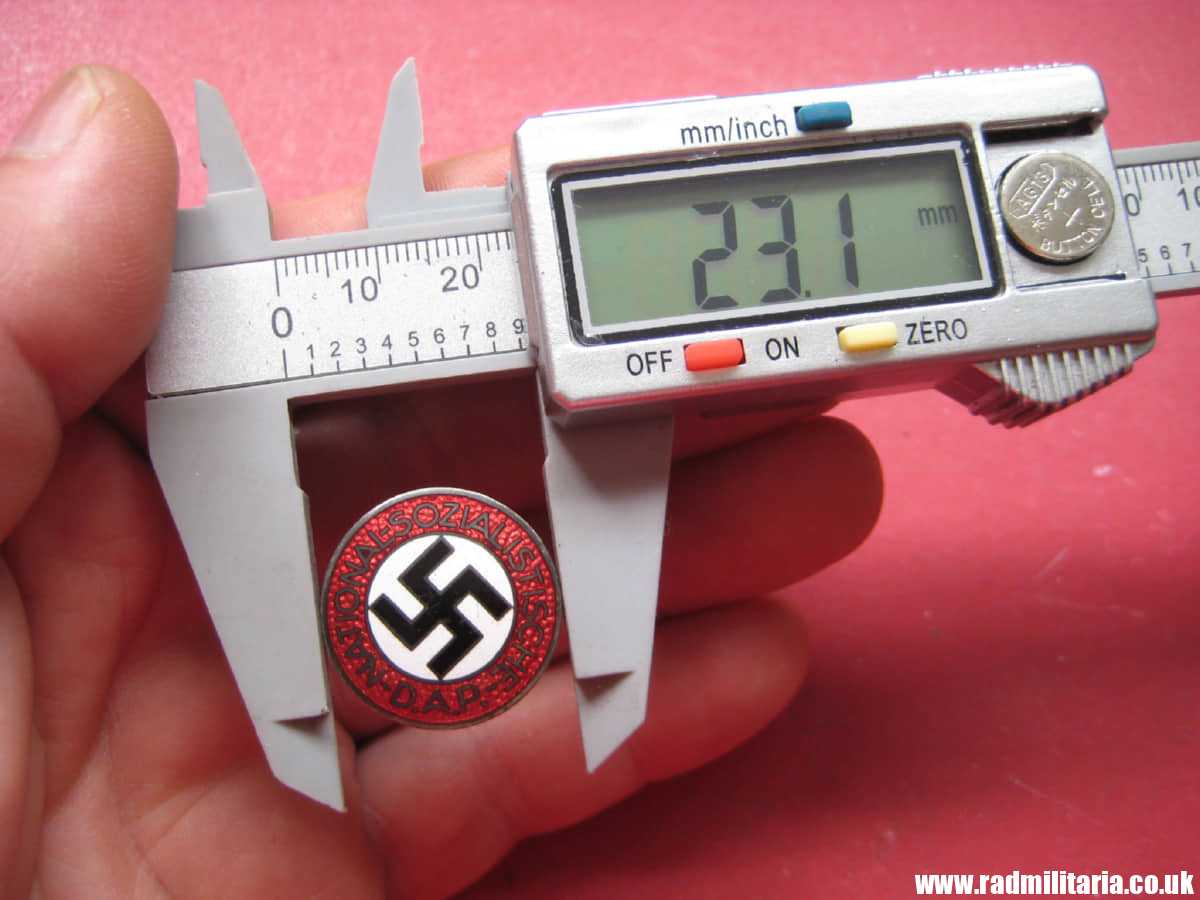 & WW2 genuine German NSDAP membership BADGE marked: RZM M1/101 - mint condition. - Image 18