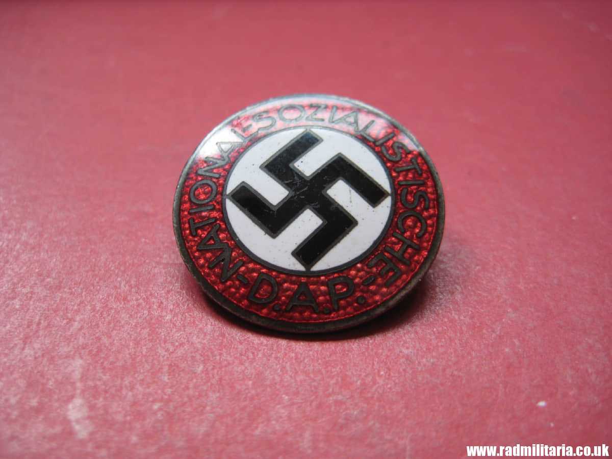 & WW2 genuine German NSDAP membership BADGE marked: RZM M1/101 - mint condition. - Image 11