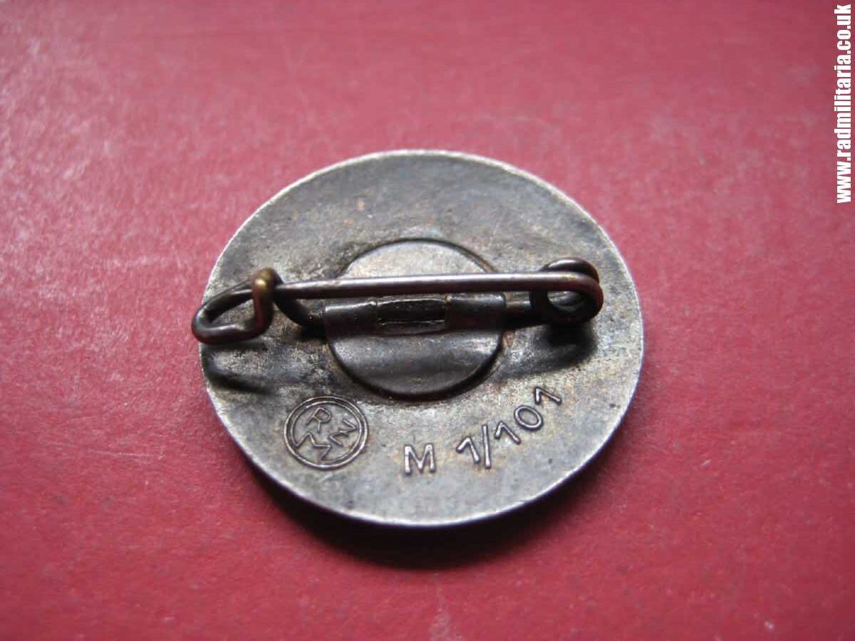 & WW2 genuine German NSDAP membership BADGE marked: RZM M1/101 - mint condition. - Image 3