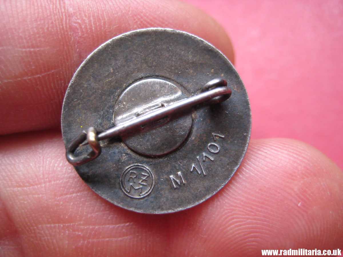& WW2 genuine German NSDAP membership BADGE marked: RZM M1/101 - mint condition. - Image 12