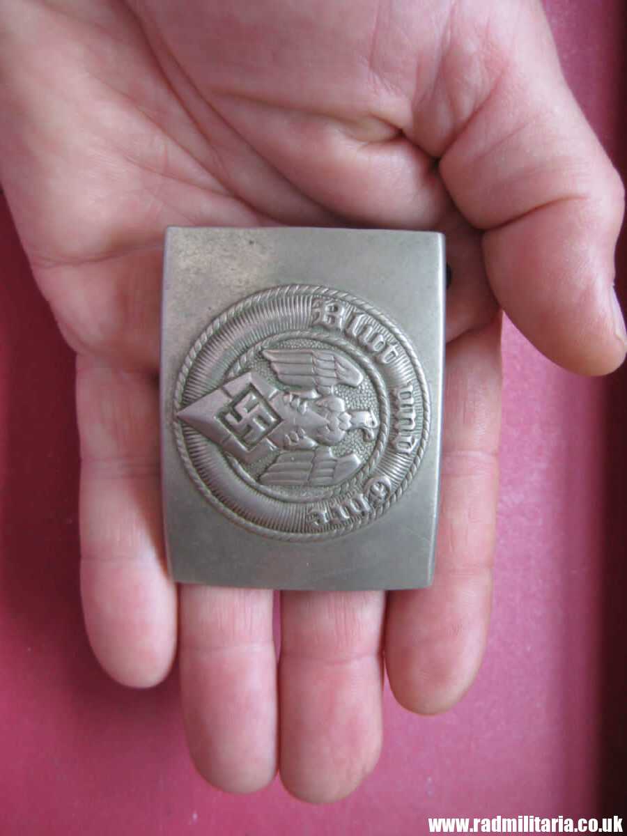 & WW2 original early HITLER YOUTH - HJ BELT BUCKLE made of white metal no maker marks. - Image 6
