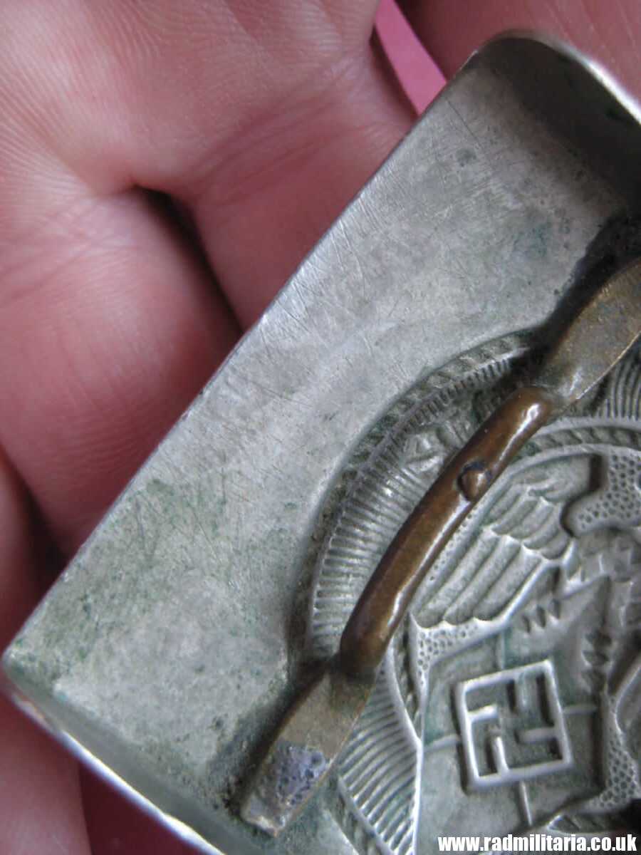 & WW2 original early HITLER YOUTH - HJ BELT BUCKLE made of white metal no maker marks. - Image 9