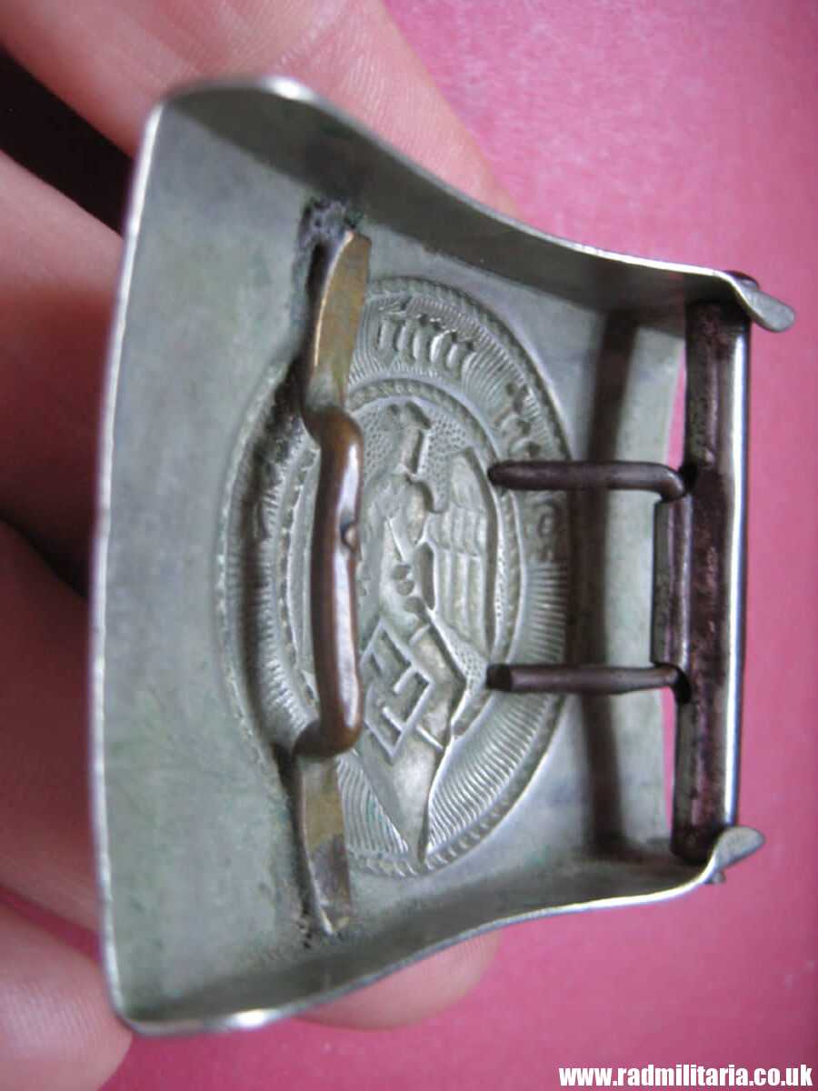 & WW2 original early HITLER YOUTH - HJ BELT BUCKLE made of white metal no maker marks. - Image 10