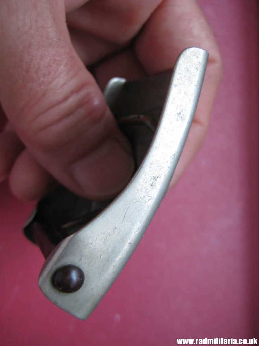 & WW2 original early HITLER YOUTH - HJ BELT BUCKLE made of white metal no maker marks. - Image 12