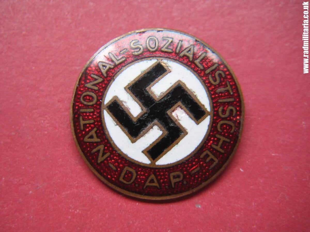 & WW2 German NSDAP membership ENAMEL BADGE marked: RZM. - Image 19
