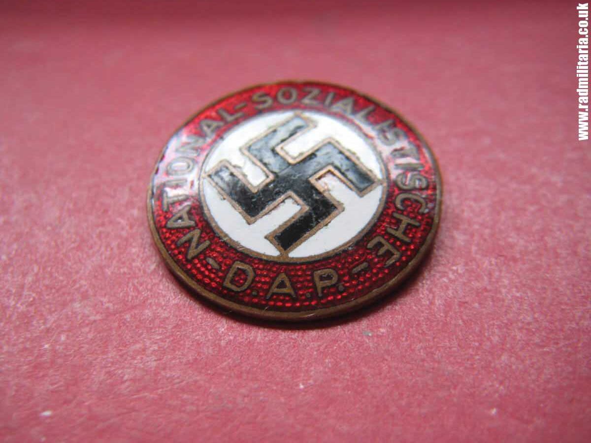 & WW2 German NSDAP membership ENAMEL BADGE marked: RZM. - Image 17