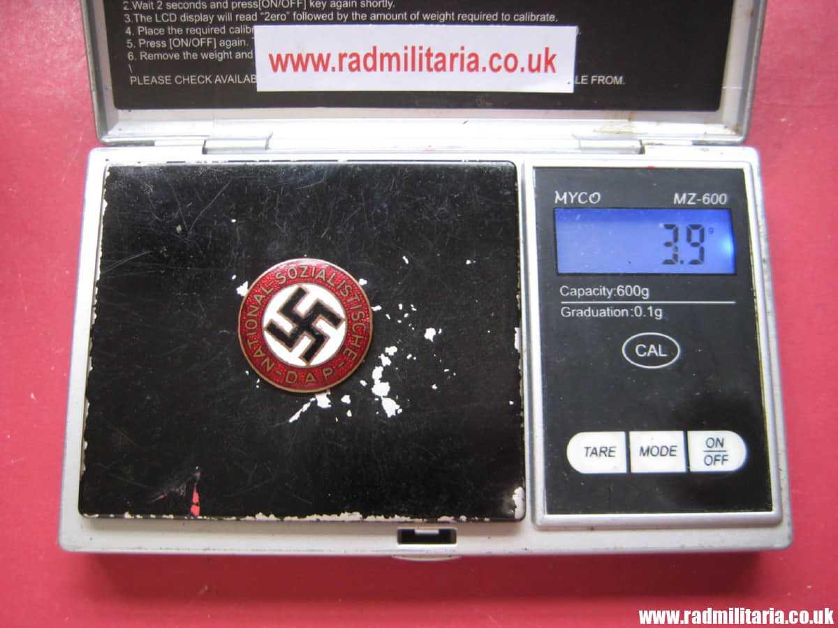& WW2 German NSDAP membership ENAMEL BADGE marked: RZM. - Image 15