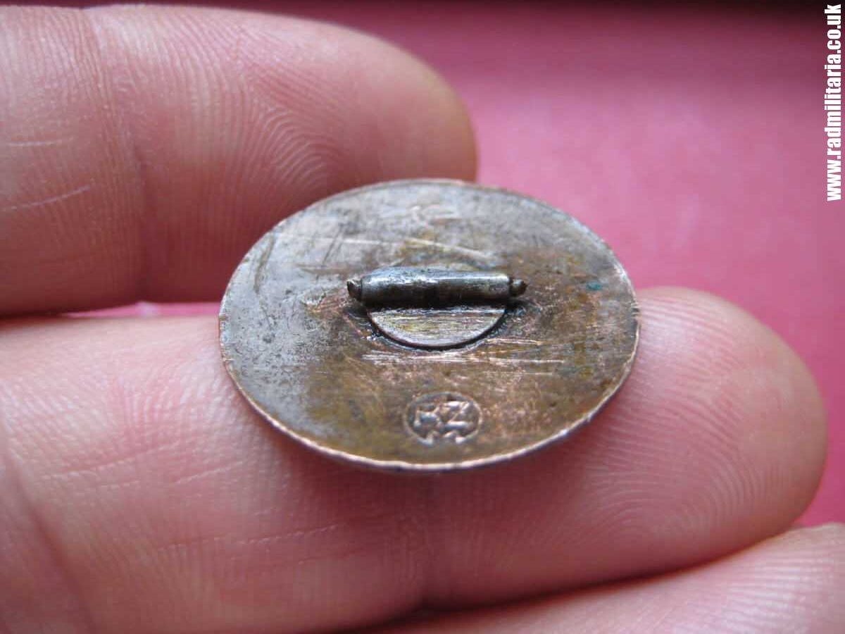 & WW2 German NSDAP membership ENAMEL BADGE marked: RZM. - Image 4