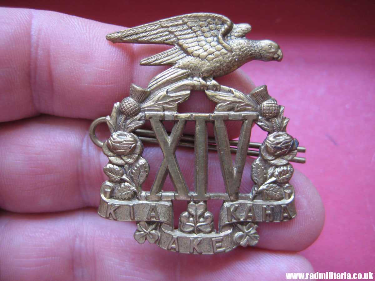 & WW1 New Zealand - 14th (South Otago Rifles Regiment) CAP BADGE maker: Gaunt London - genuine. - Image 2