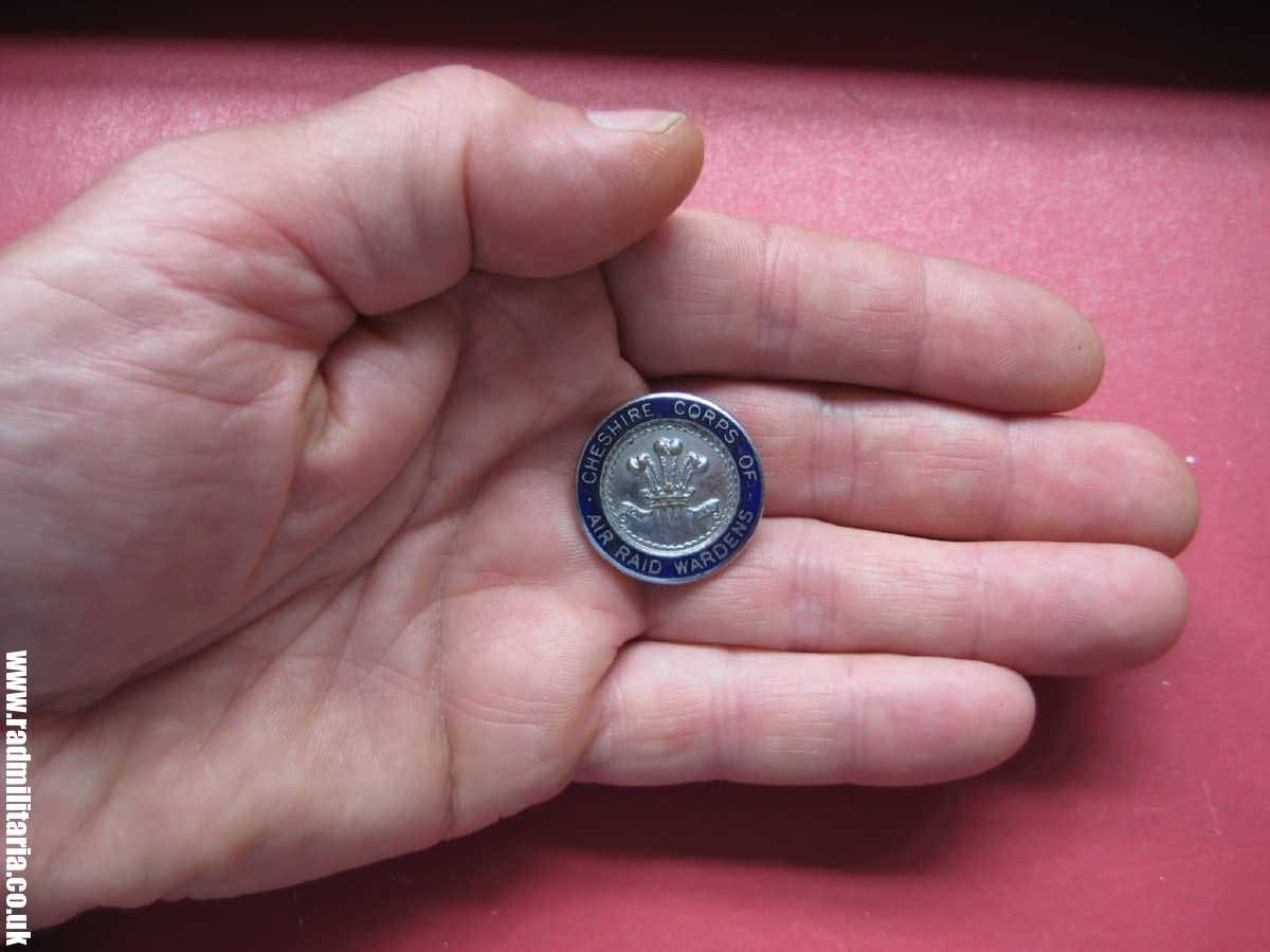 & WW2 original British buttonhole ENAMEL BADGE - Cheshire Air Raid Wardens. - Image 8
