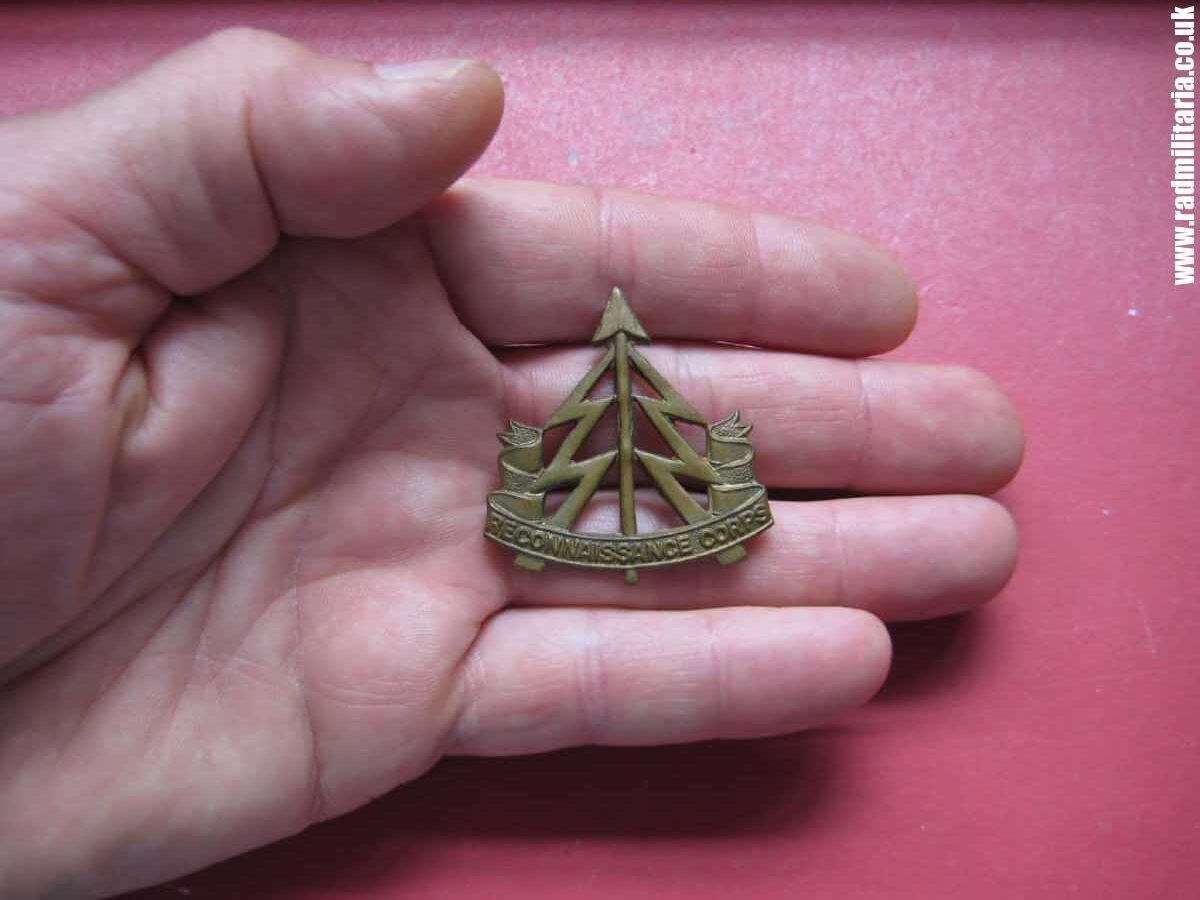 & WW2 British Army original CAP BADGE - RECONNAISSANCE CORPS. - Image 4