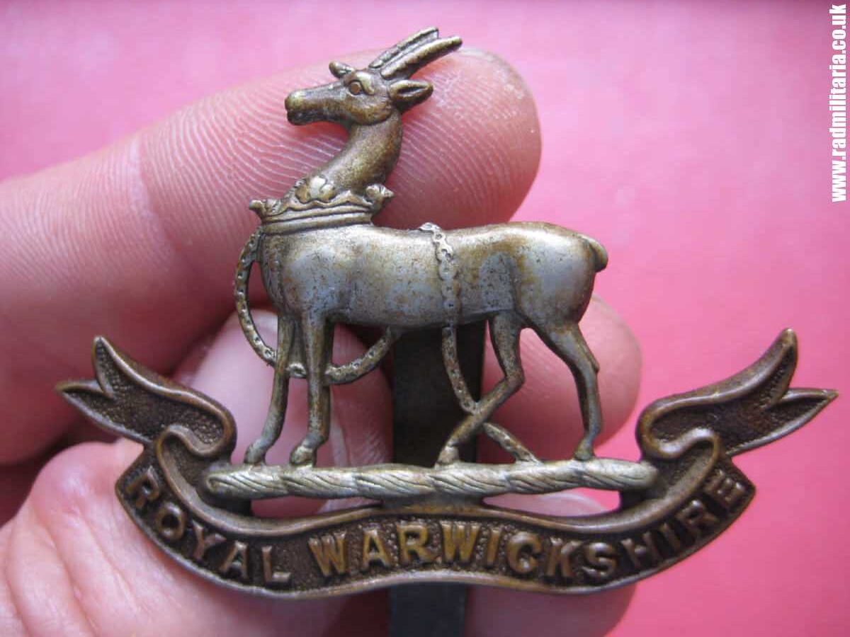 & WW1 British CAP BADGE: Royal Warwickshire Regiment. - Image 14