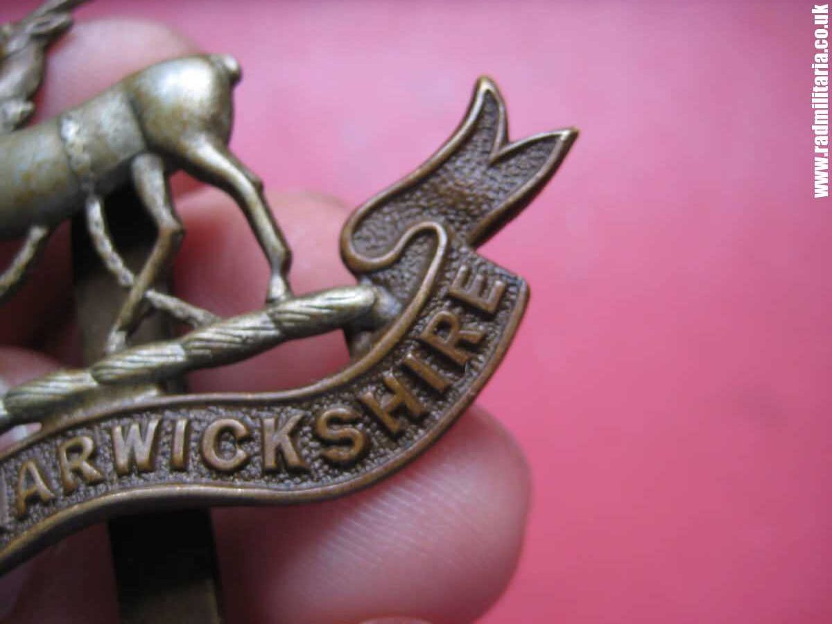 & WW1 British CAP BADGE: Royal Warwickshire Regiment. - Image 9