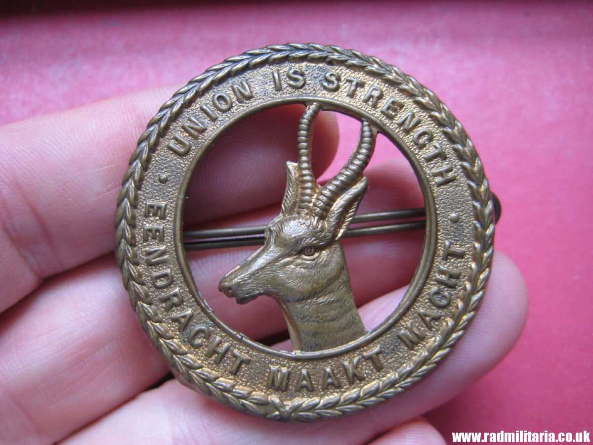 & WW1/WW2 original CAP BADGE large size - Infantry Forces Division SOUTH AFRICA. - Image 2