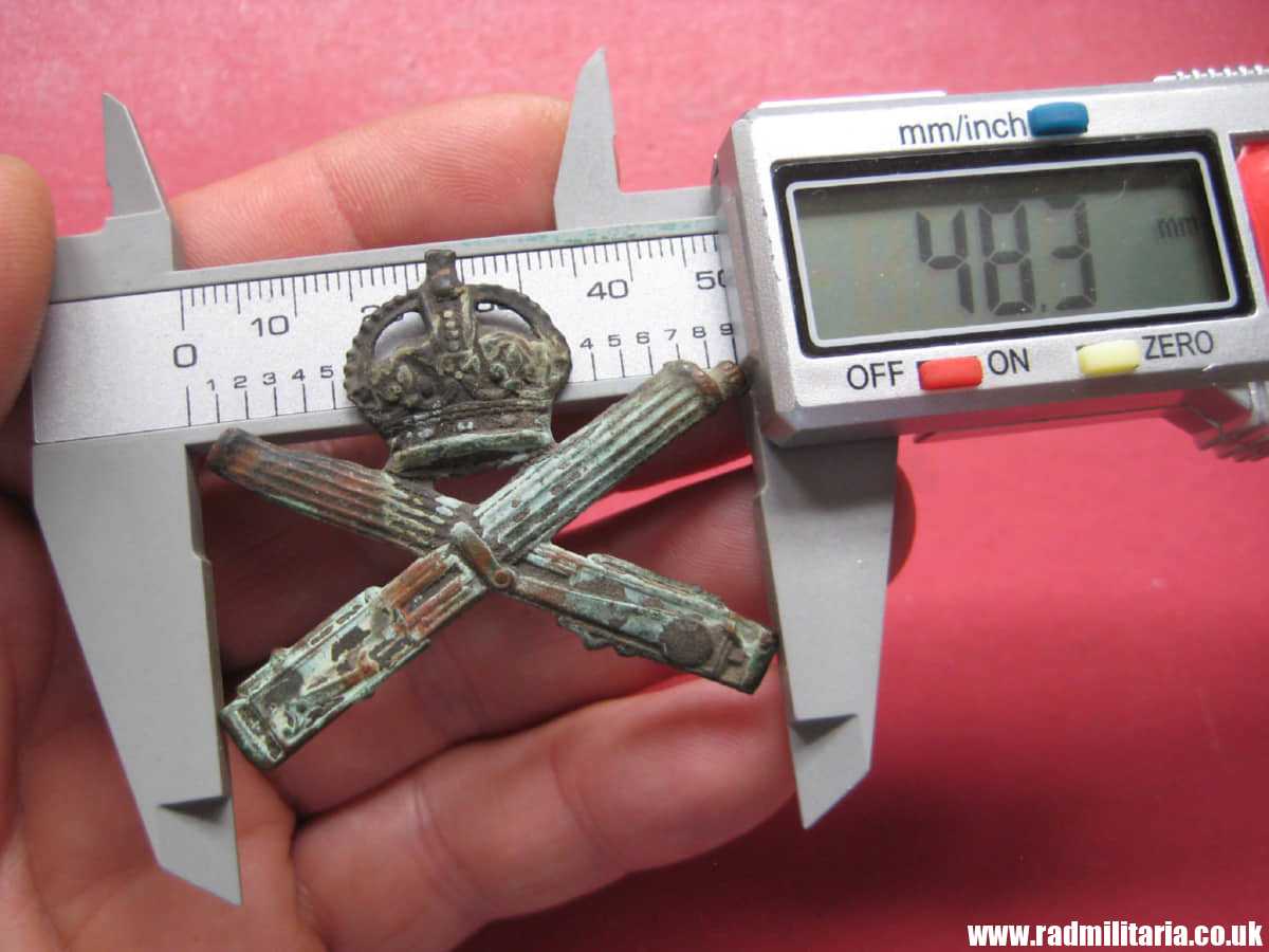 & WW1 British Machine Gun Corps CAP BADGE BADGE - metal detecting find. - Image 5