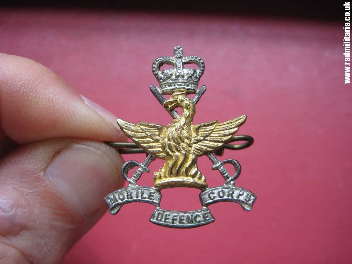 & Mobile Defence Corps Officer's CAP BADGE circa 1955-59 by J.R. Gaunt London. - Image 15