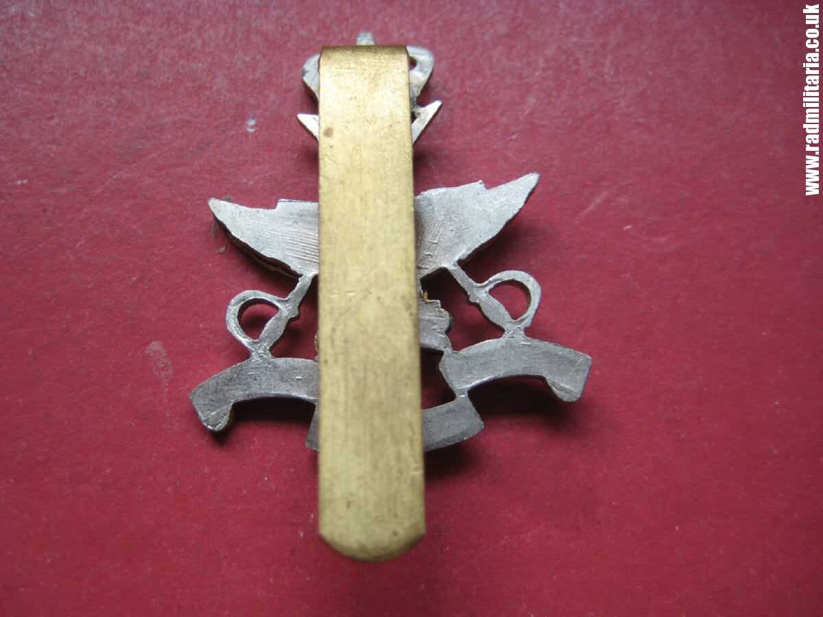 & Mobile Defence Corps Officer's CAP BADGE circa 1955-59, rare. - Image 3