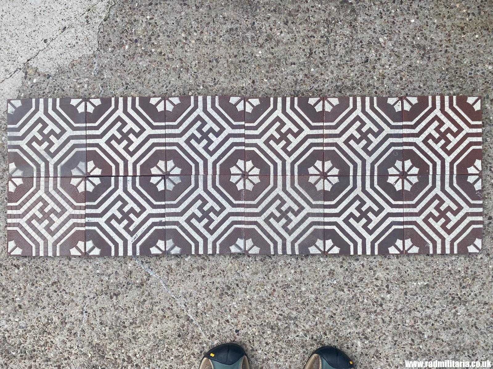 & original old German FLOOR TILES with swastica - SET of 12, maker: Villeroy & Boch Mettlach rare ! - Image 4