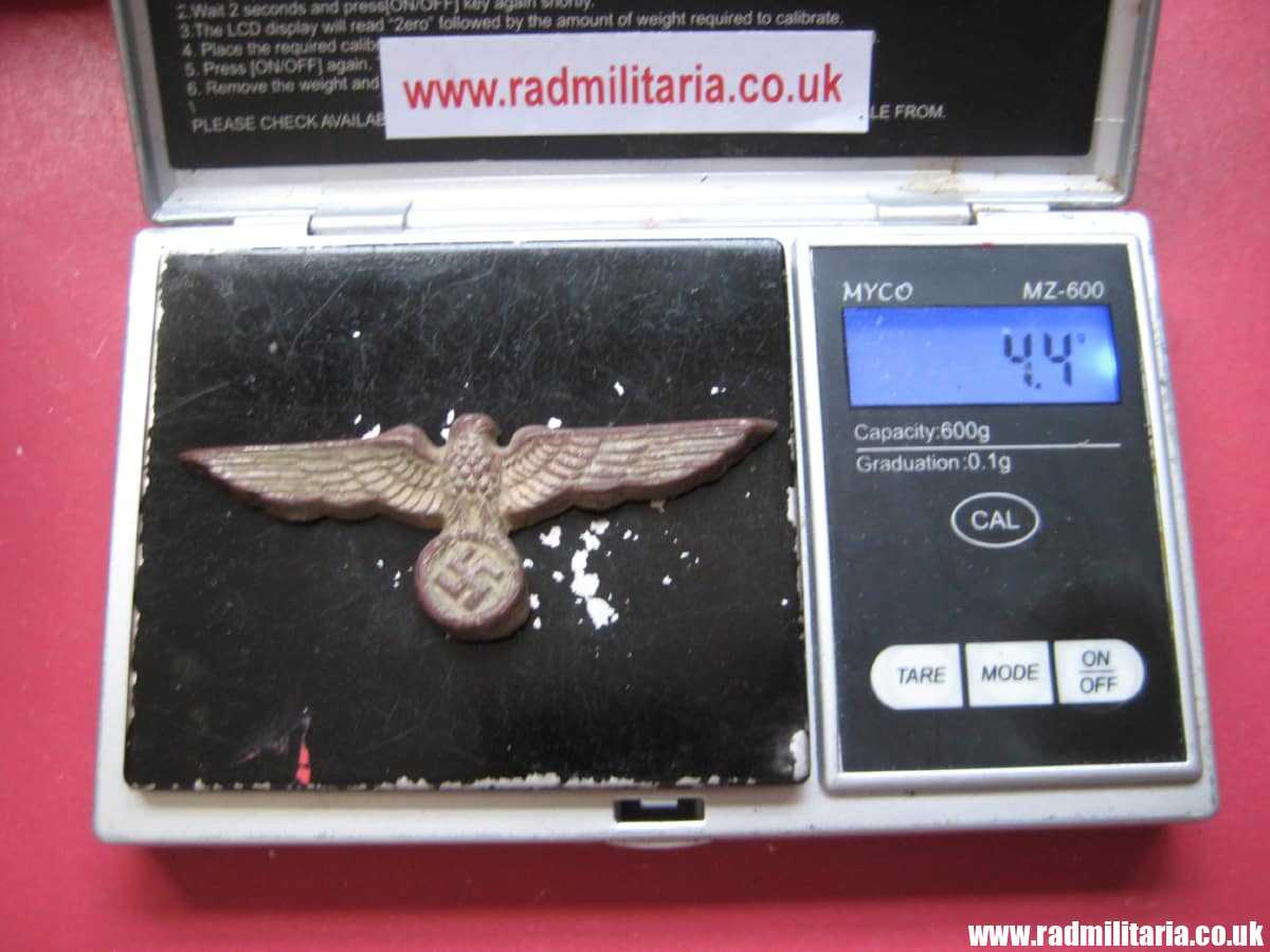 & WW2 original German Wehrmacht EAGLE CAP BADGE white metal, early production, metal detecting. - Image 9