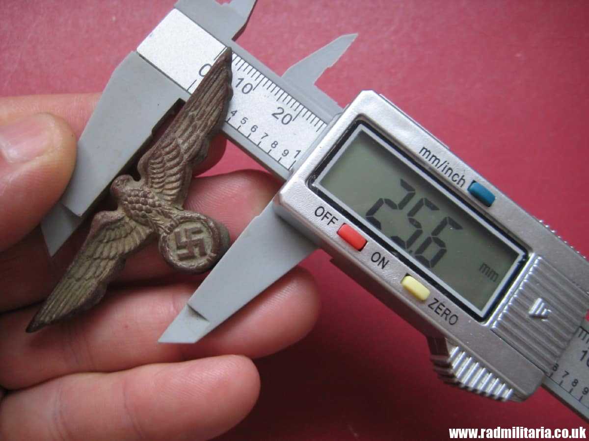& WW2 original German Wehrmacht EAGLE CAP BADGE white metal, early production, metal detecting. - Image 11