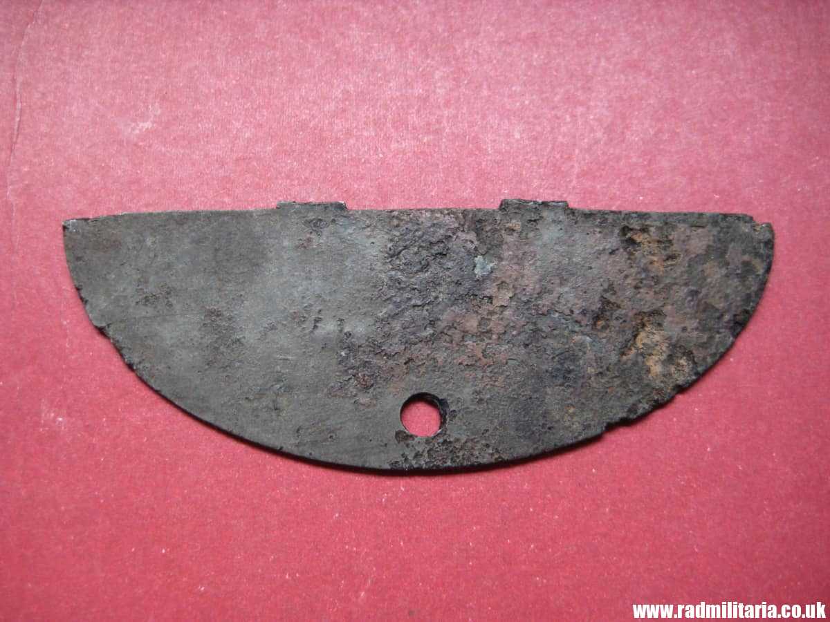 & WW2 original SS DOG TAG ID Disc: "SS PZ.GREN.ERS.BTL.11 36 5AUSB.KP. 15. - genuine !! - Image 4