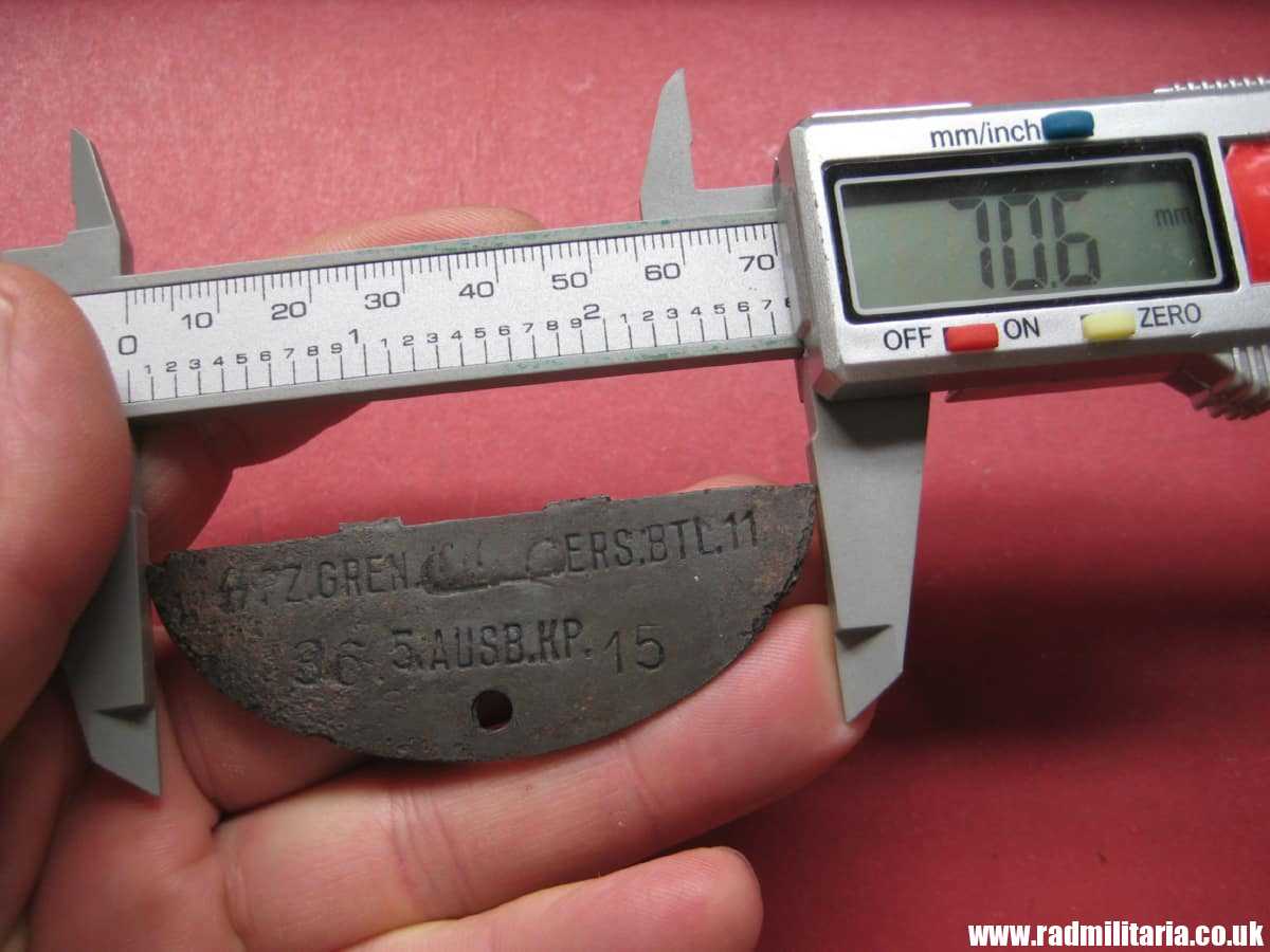 & WW2 original SS DOG TAG ID Disc: "SS PZ.GREN.ERS.BTL.11 36 5AUSB.KP. 15. - genuine !! - Image 11
