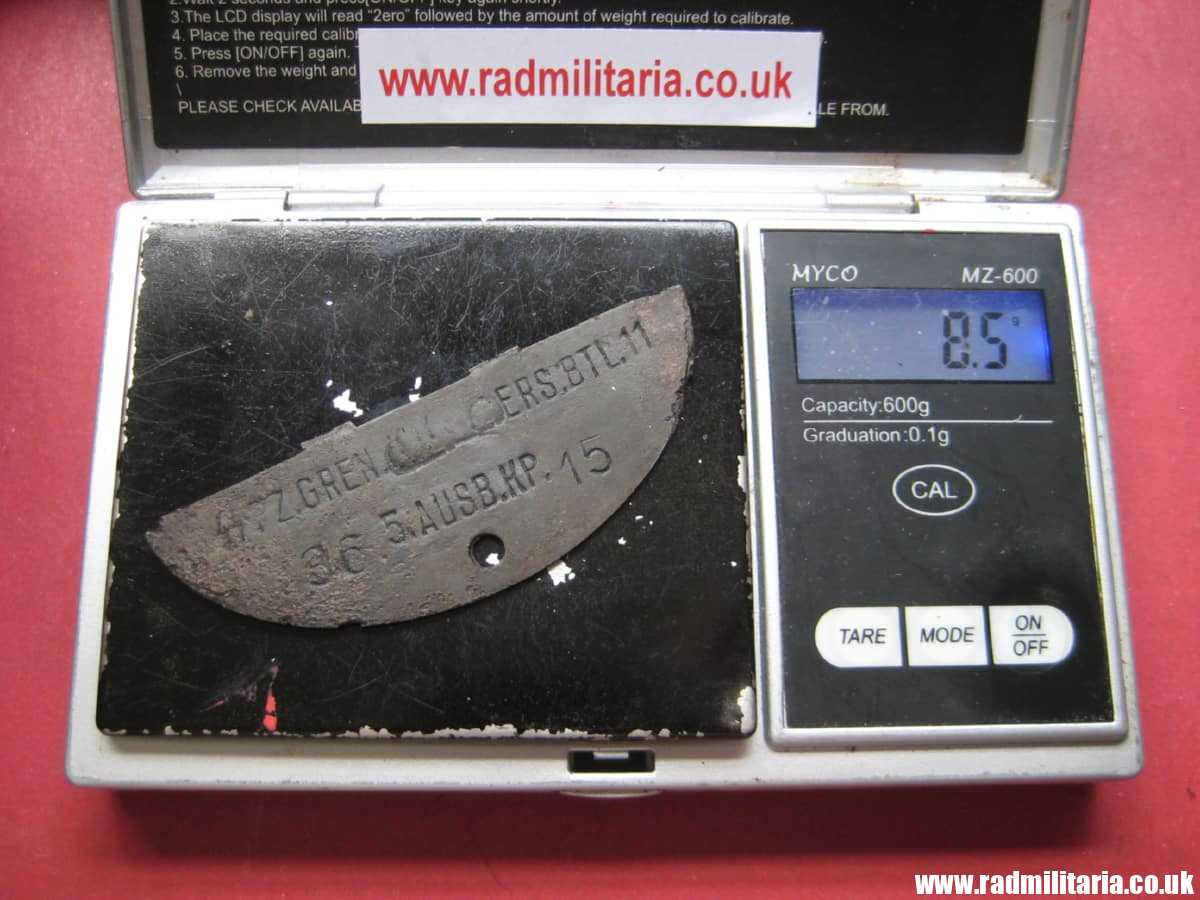 & WW2 original SS DOG TAG ID Disc: "SS PZ.GREN.ERS.BTL.11 36 5AUSB.KP. 15. - genuine !! - Image 13