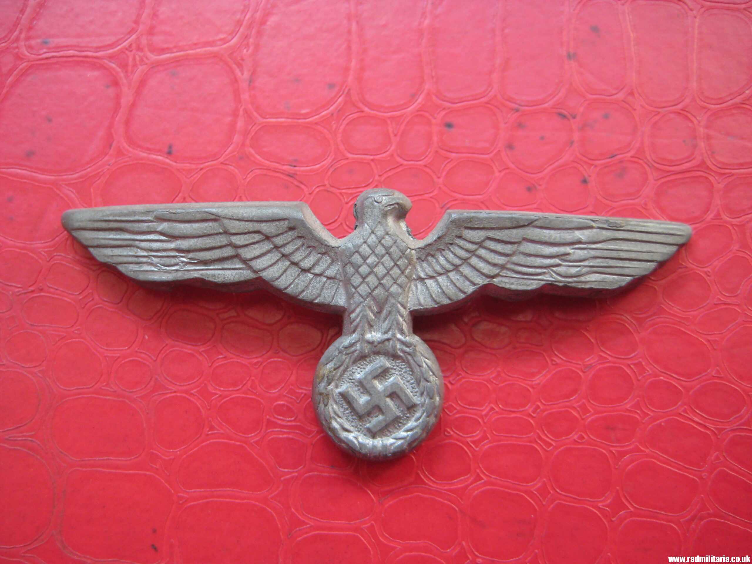 & German Wehrmacht EAGLE CAP BADGE, zinc - original or fake? - Image 22