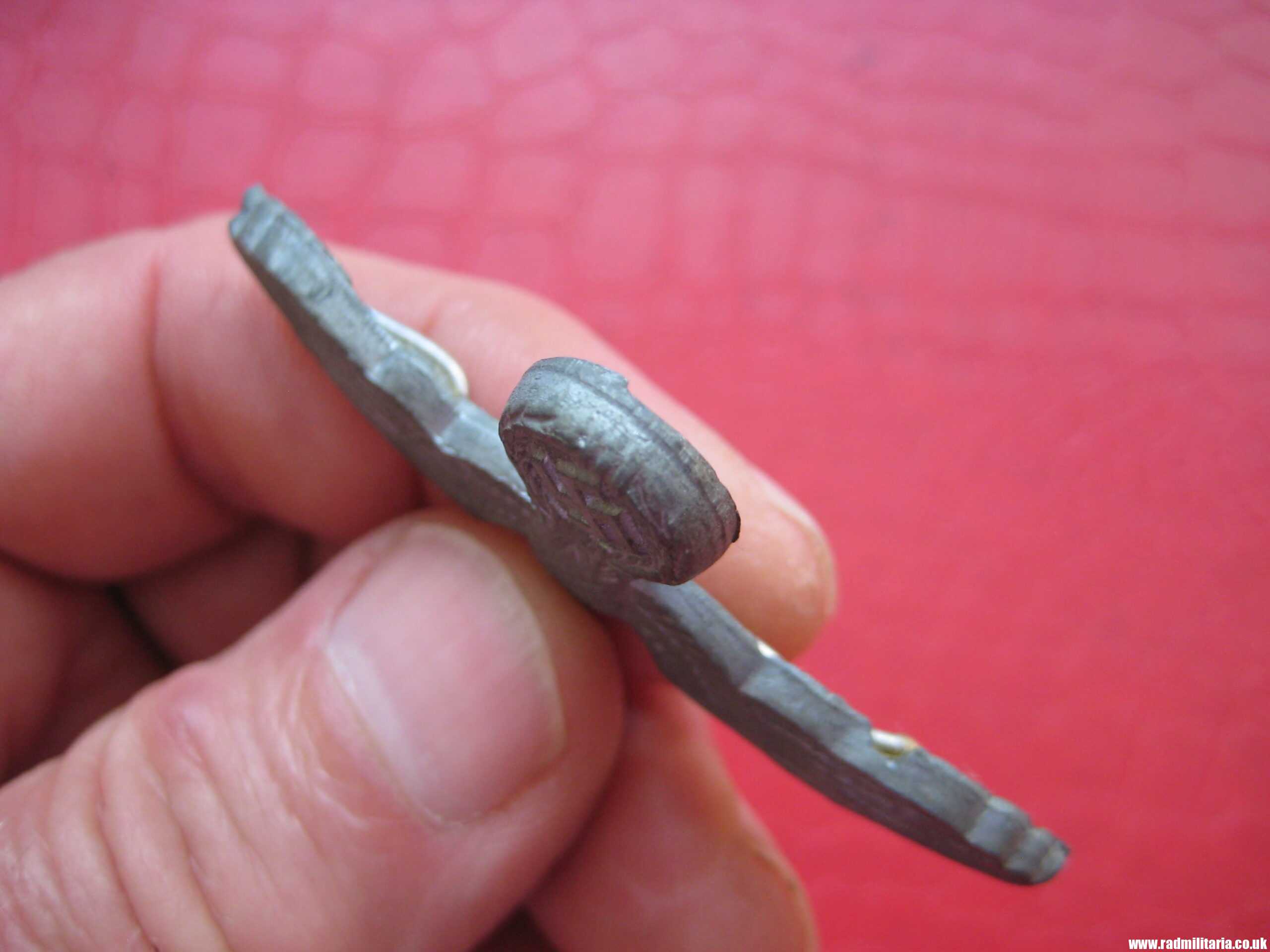 & German Wehrmacht EAGLE CAP BADGE, zinc - original or fake? - Image 7